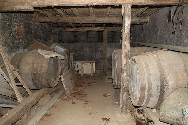 ancien chai