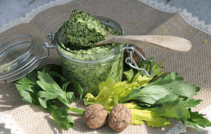 recette pesto feuilles celeri